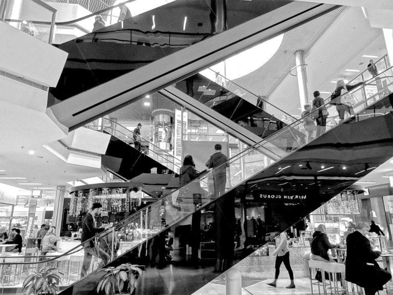 escalator mall